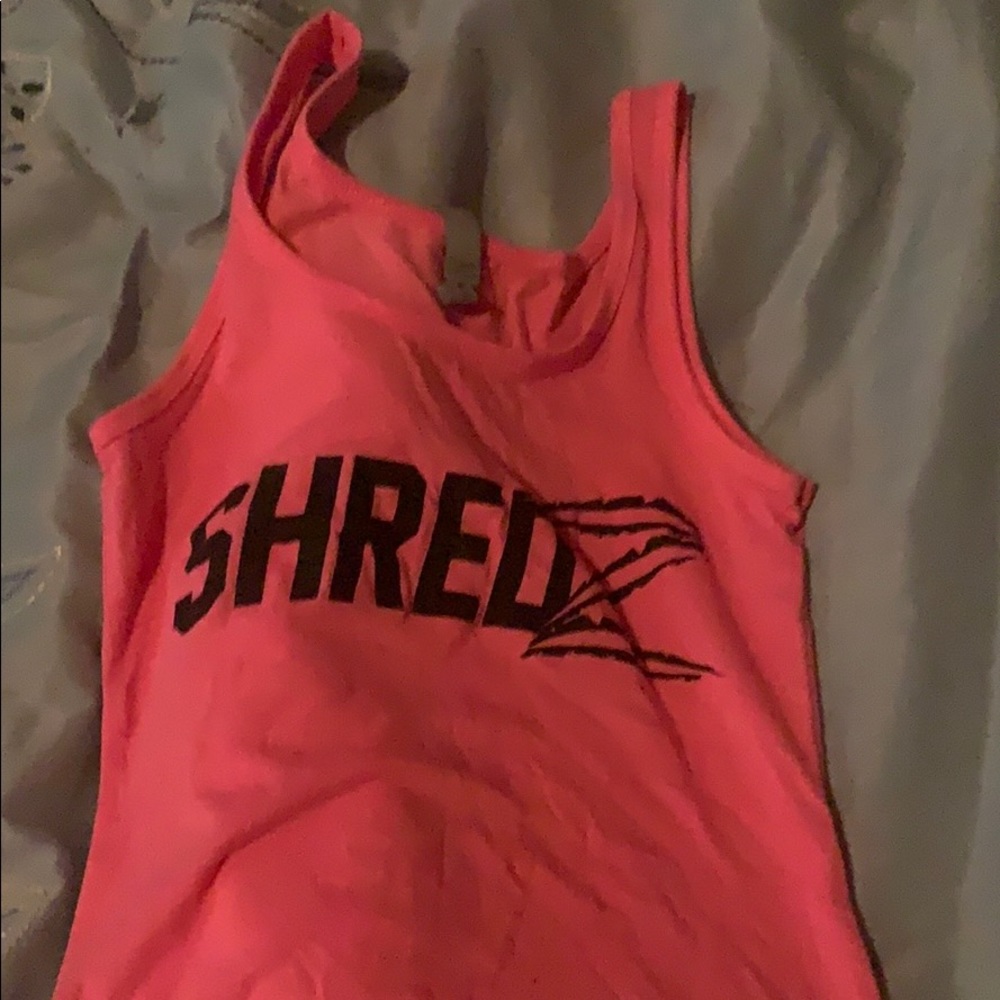 Shredz tank